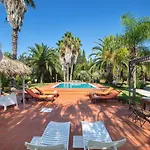 With Swimming Pool Salento - Le Due Sorelle