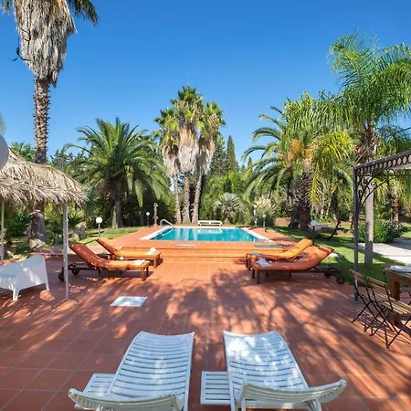 With Swimming Pool Salento - Le Due Sorelle
