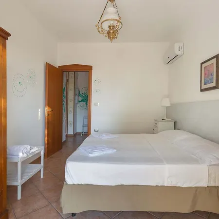 With Swimming Pool Salento - Le Due Sorelle