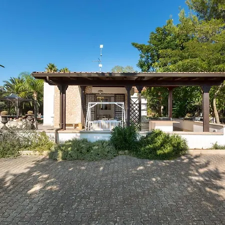 With Swimming Pool Salento - Le Due Sorelle